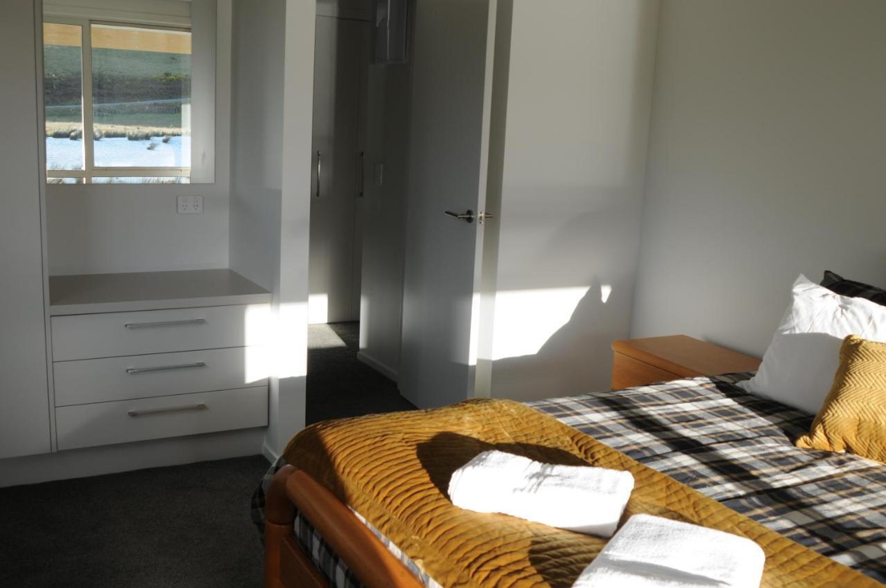 Cottage 45° South Te Anau Exterior photo